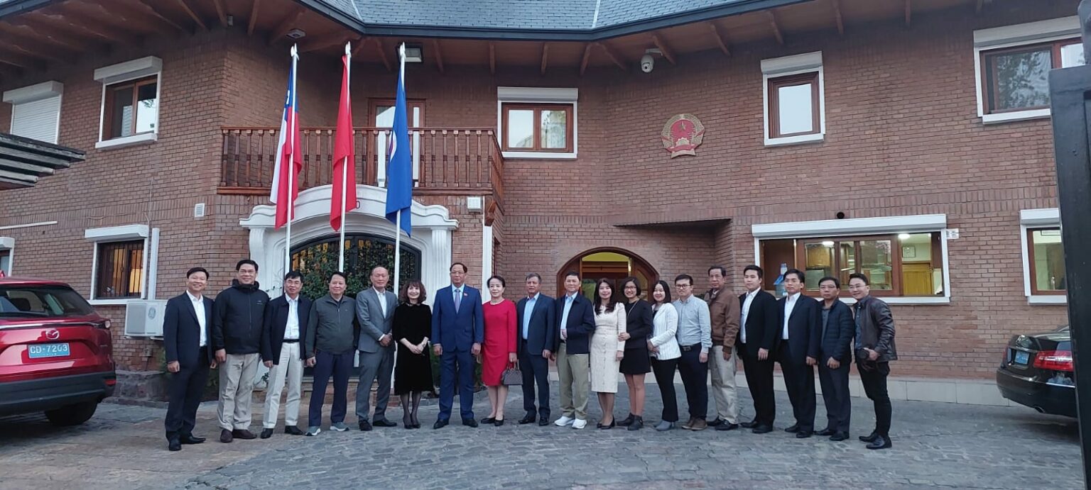 Traslado ejecutivo para la embajada de Vietnam en Chile